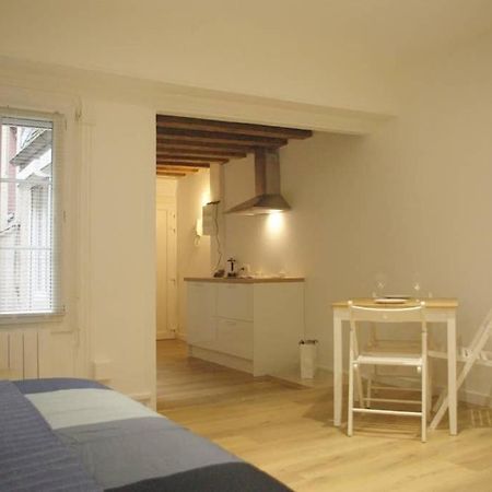 Dijon Standing Historic City Apartment Εξωτερικό φωτογραφία